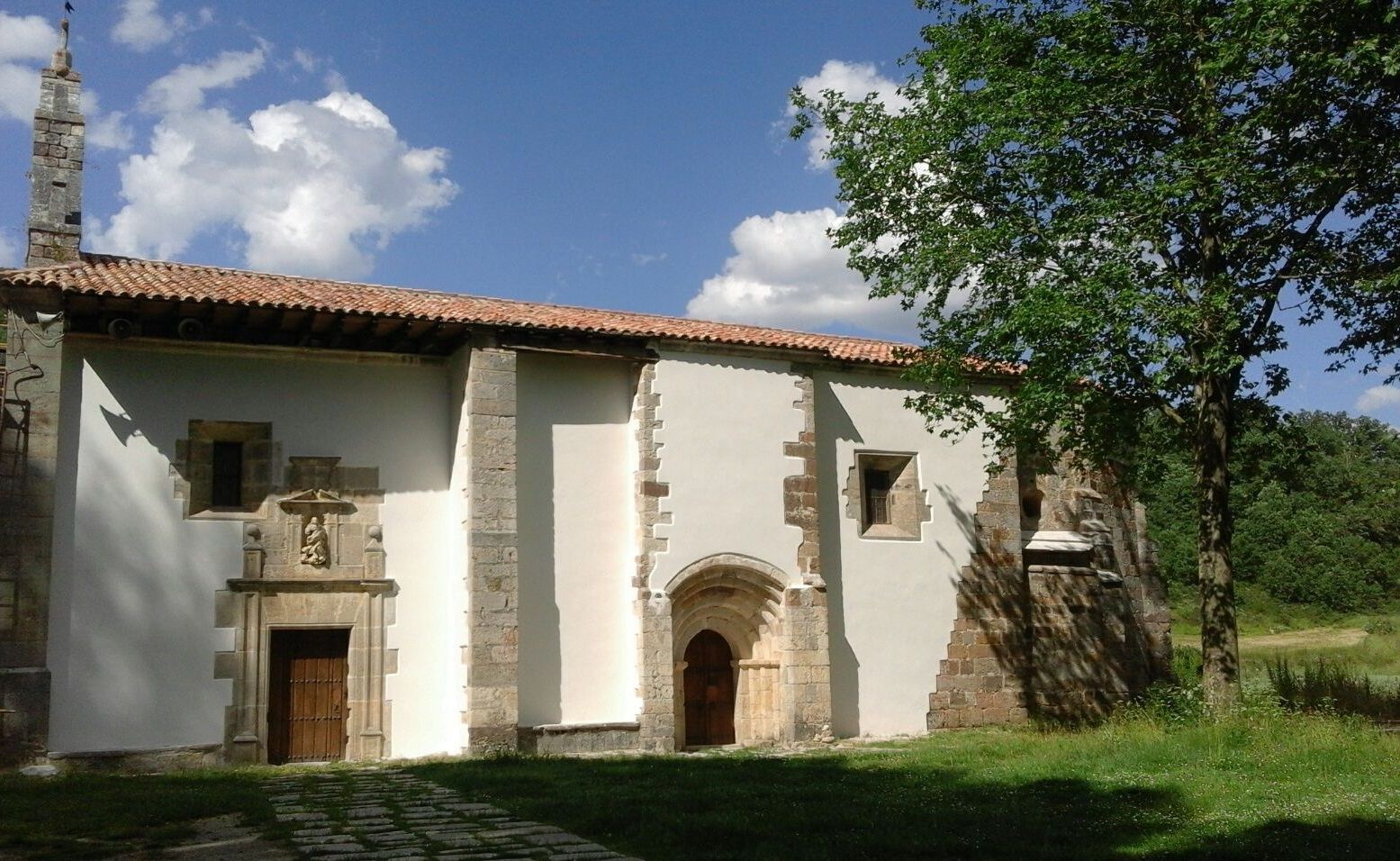 Santuario de la Virgen de la Vega
